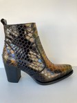 LA VIE EST BELLE Bottines SALLY croco verni kaki/moutarde